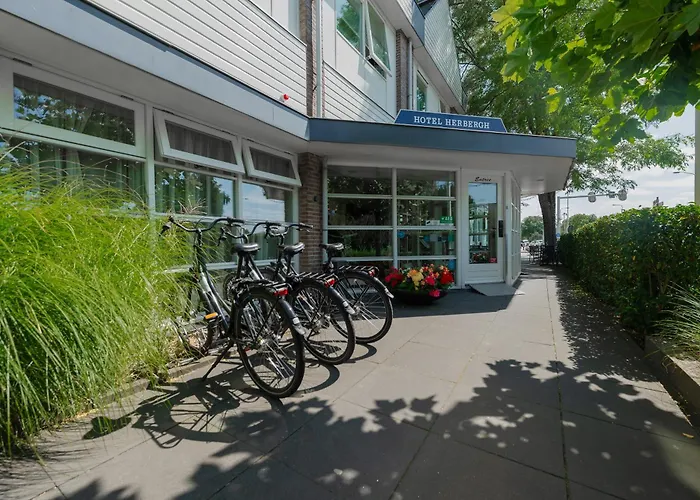 Hotel Herbergh Amsterdam Airport Badhoevedorp