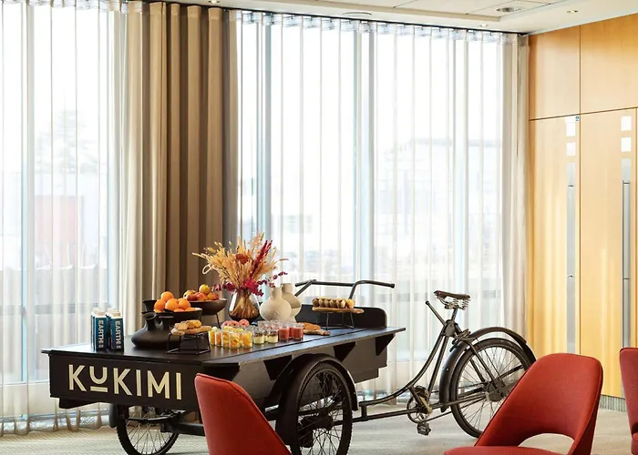 Ramada By Wyndham Amsterdam Airport Schiphol Hotel Badhoevedorp